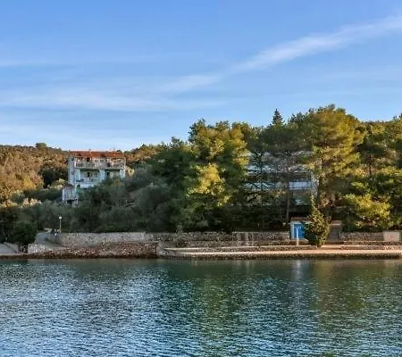 In Mit Meerblick, Terrasse, Klimaanlage, W-lan 4659-2 * Luka (Dugi Otok)